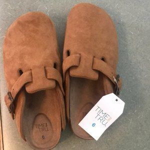 WOMEN TIME AND TRU ™️ FLAT SANDALS